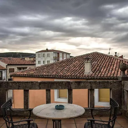 Casa Rural Del Medico Hontoria del Pinar